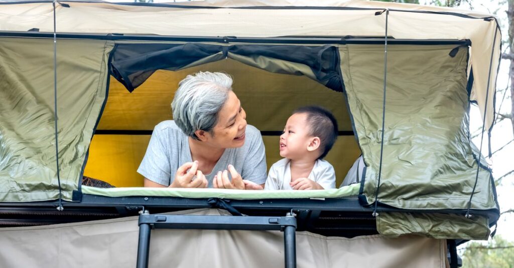 小さな子ども連れでも安心して使える安全設計のキャンプギアセット一式