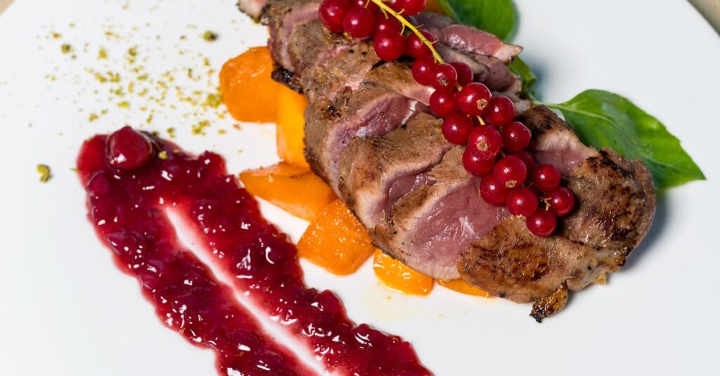 キャンプの夕食後に後片付けを工夫する初心者キャンパーの様子