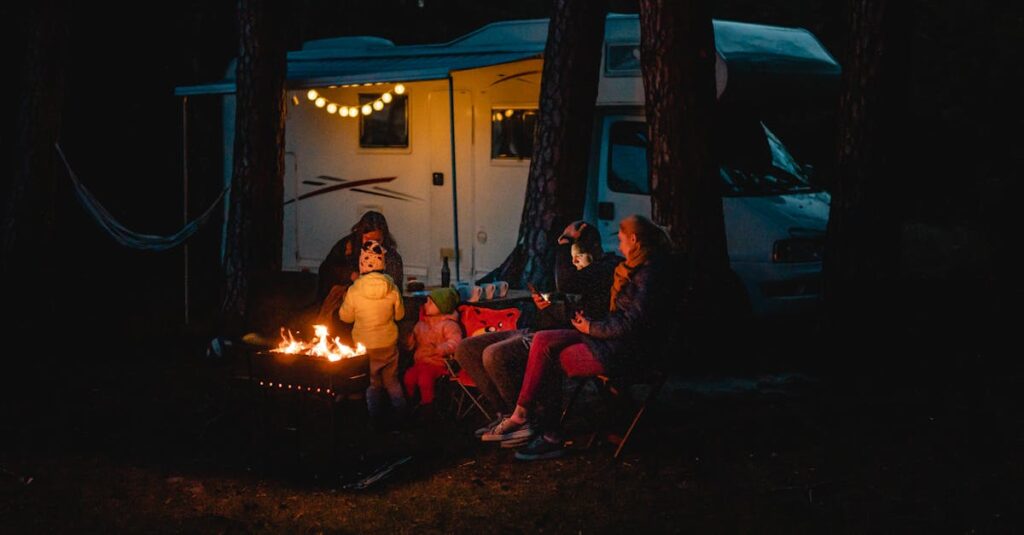 家族で安全に楽しく過ごすために配慮されたキャンプサイトの様子