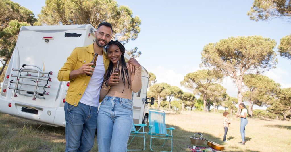 キャンプスタイル別に最適化されたキッチン設営例(ソロ、ファミリー、車中泊、カップル)