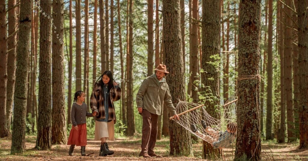 家族で安全に楽しく過ごすために配慮されたキャンプサイトの様子